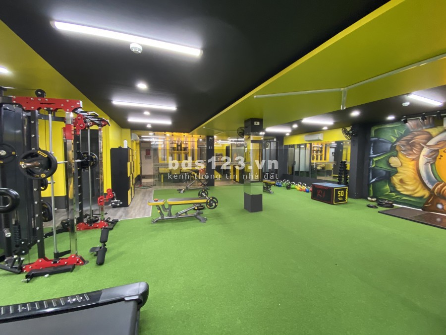 Cho thuê mặt bằng mở shop áo quần tại Đà Nẵng đường Hoàng Diệu đoạn 2 chiều