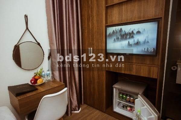 khủng hoảng mùa dịch, bán gấp khách sạn 18 phòng TTTP Nha Trang. Lh 083 352 8383