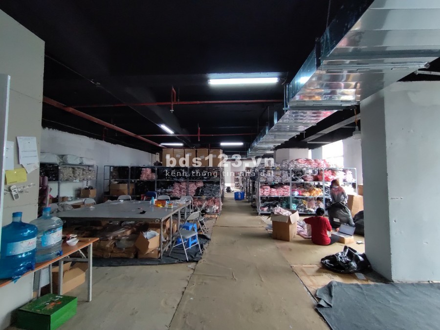 CHO THUÊ KHO TẠI 52 LĨNH NAM- HOÀNG MAI DIỆN TÍCH 1000m2