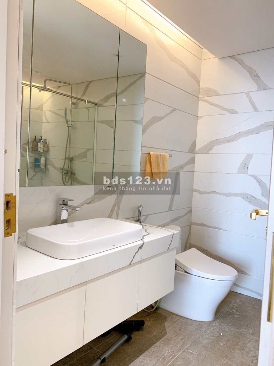 Bán nhanh căn 4PN 130m bên A1 Vinhomes Gardenia tầng trung view Hàm Nghi giá 5 tỷ
