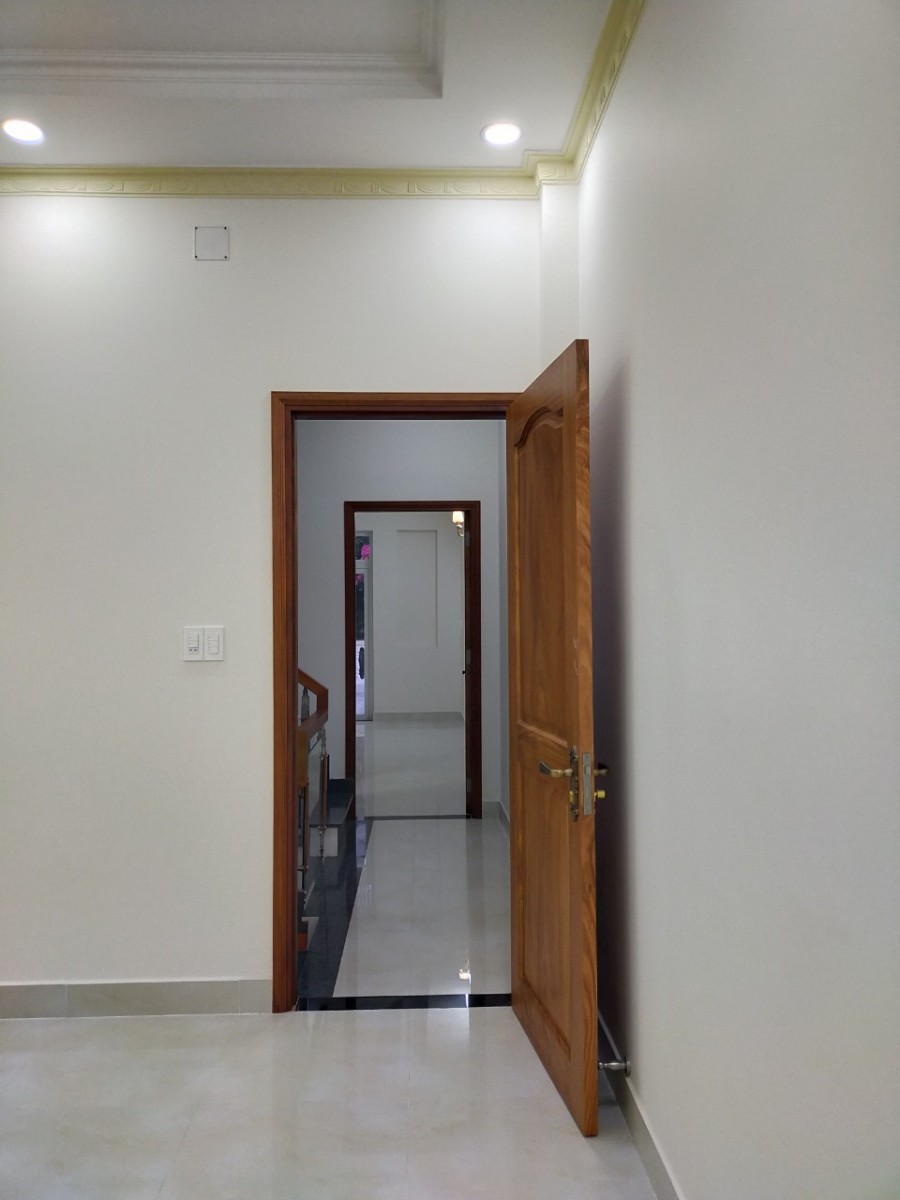 Bán Nhà Lê Văn Sỹ, Tân Bình 40m2, 4Lầu , 4 PN, Giá Rẻ.