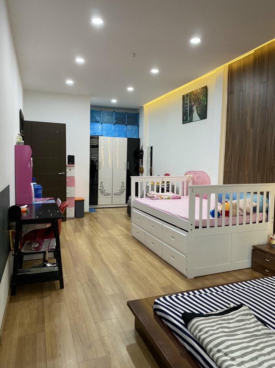 Bán Nhà Chính Chủ Đường Lê Văn Sỹ, 40m2, 4Lầu , 4 PN, Giá Rẻ.