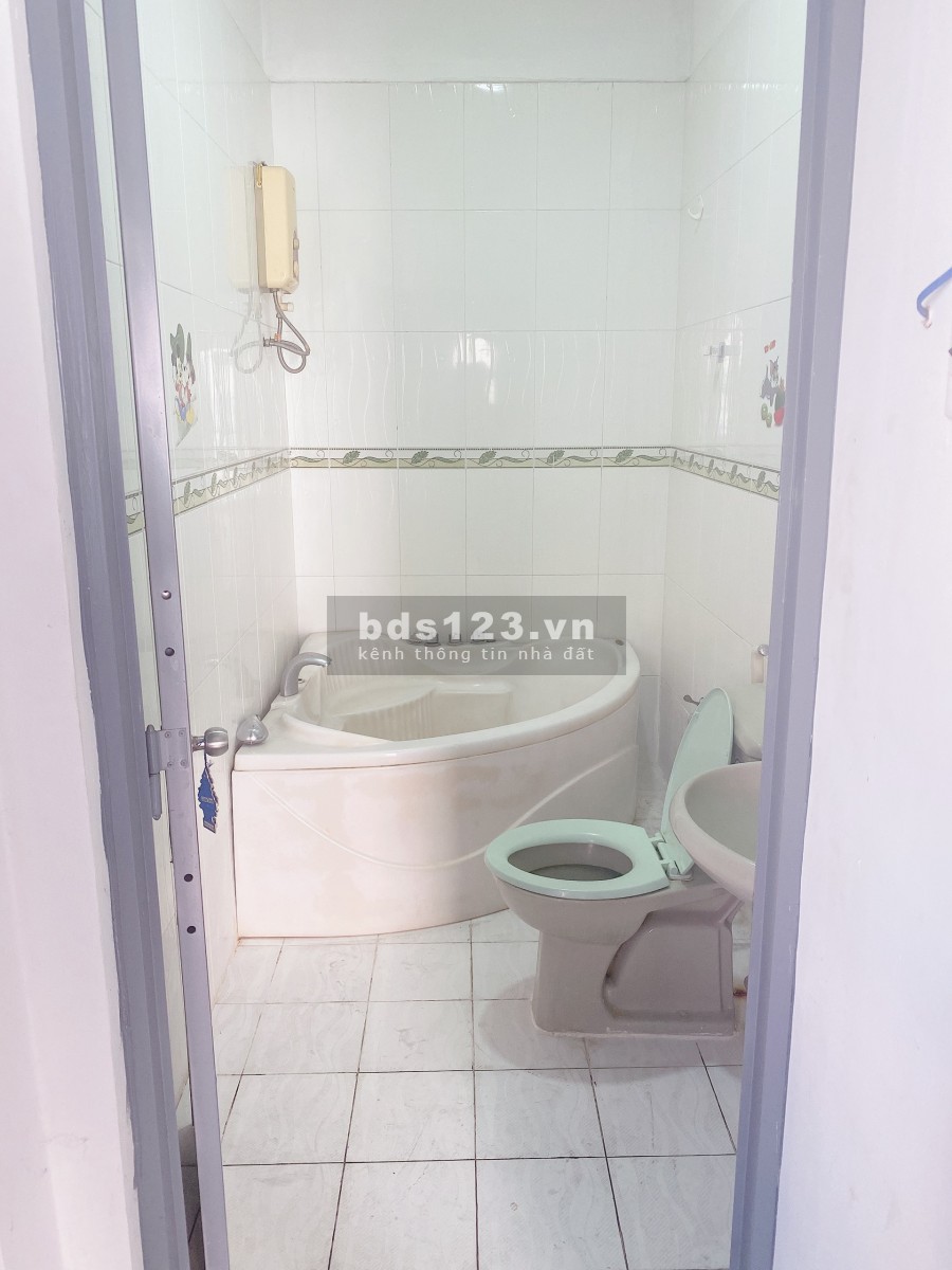 Phòng trọ giá tốt ngay trung tâm quận 1, chỉ còn 1 phòng 5tr7 duy nhất, Võ Thị Sáu - CV Lê Văn Tám, giờ giấc tự do