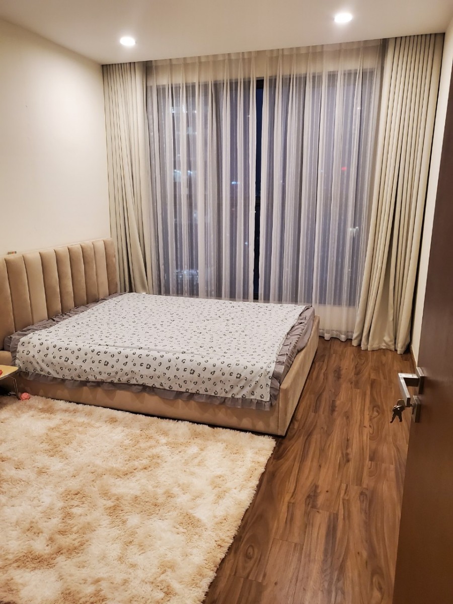 Mặt đường 21 Lê Văn Lương Căn 2409 4 ngủ chính chủ cân bán gấp giá siêu tốt 4 tỷ1 Lh sđt 0566425555