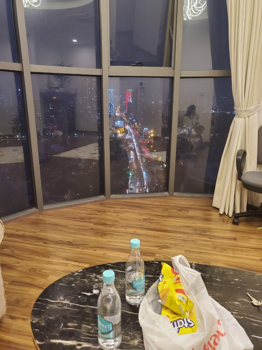 Mặt đường 21 Lê Văn Lương Căn 2409 4 ngủ chính chủ cân bán gấp giá siêu tốt 4 tỷ1 Lh sđt 0566425555