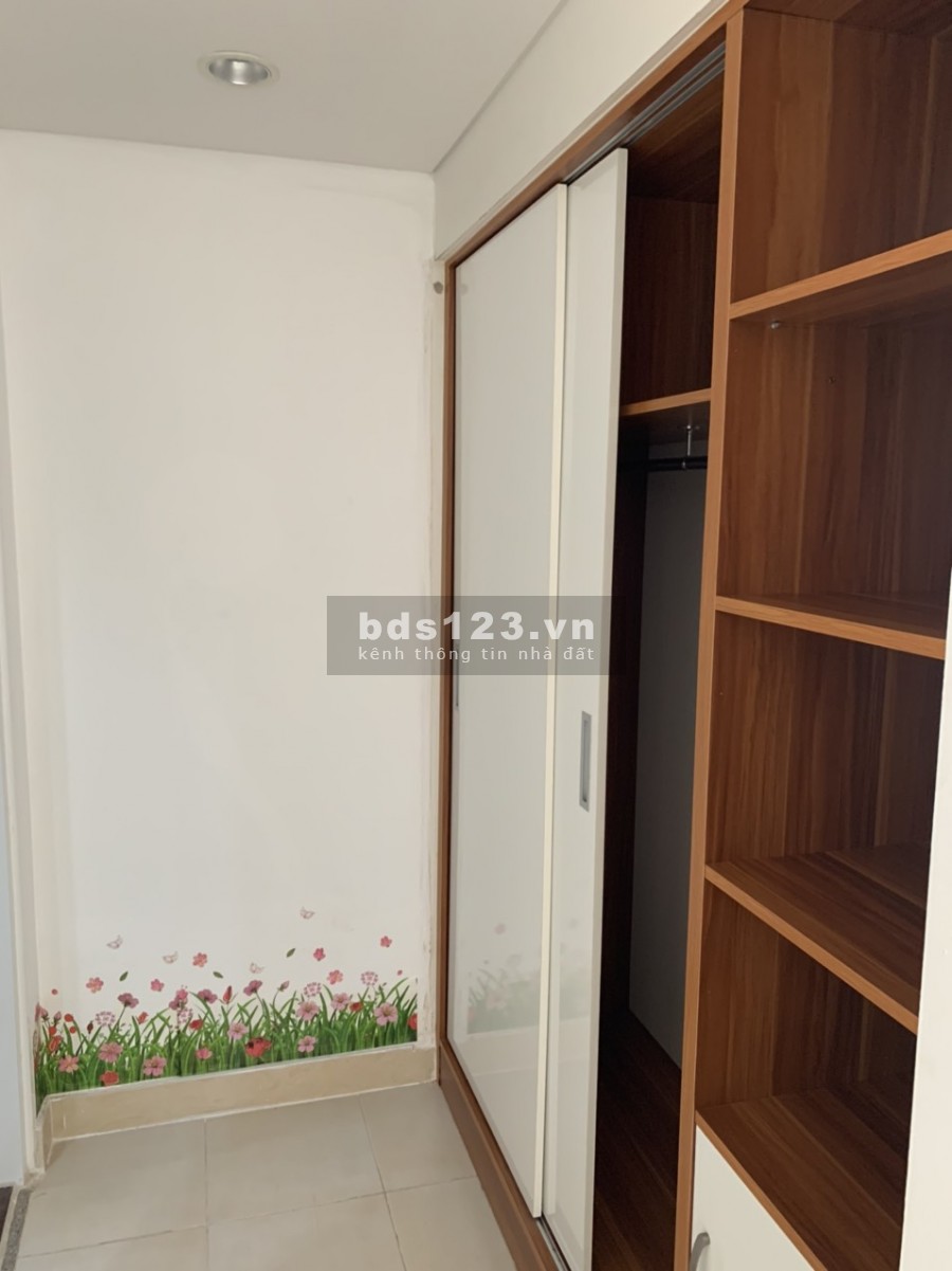 Cần bán gấp hạ giá căn hộ Botanic Tower 2 phòng ngủ, 2WC nội thất y hình 3.9 Tỷ sổ hồng Tel 0942.811.343 Tony đi xem (giữ chìa khóa)
