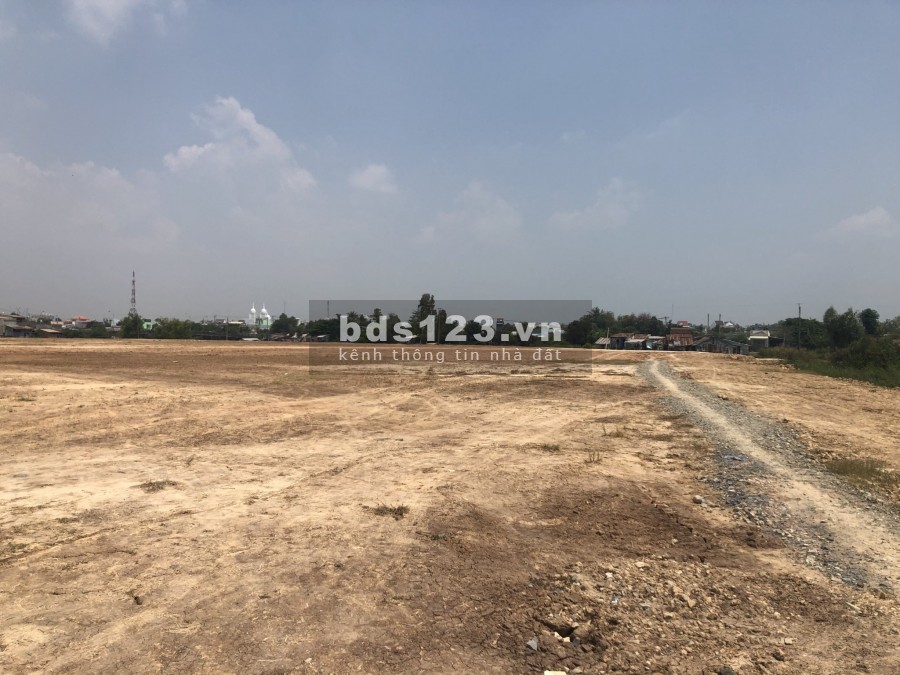 BÁN ĐẤT CỰC ĐẸP RẺ NGAY TRUNG TÂM THỊ XÃ KIẾN TƯỜNG