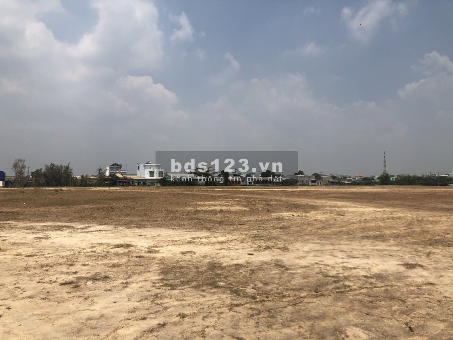 BÁN ĐẤT CỰC ĐẸP RẺ NGAY TRUNG TÂM THỊ XÃ KIẾN TƯỜNG