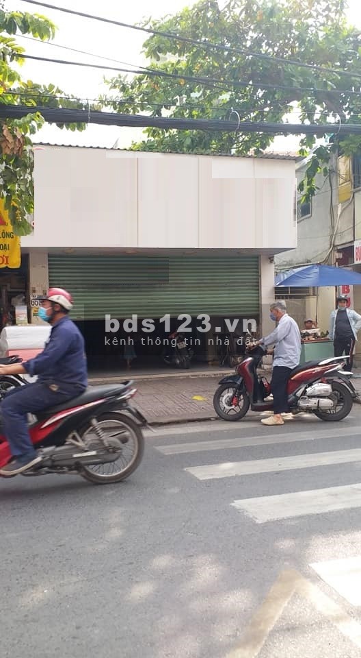 Nguyễn Gia Trí ( D2 ) Ph.25 - dt: 6 x 17 trống suốt toàn bộ