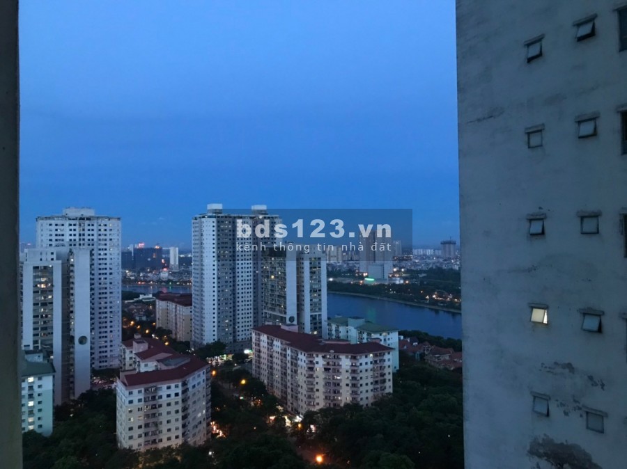 Chính chủ cần bán căn hộ 2PN,1PK,2WC ở HH Linh Đàm