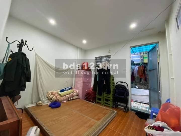 127 Văn Cao SIÊU HIẾM 10M RA OTO NHÀ ĐẸP