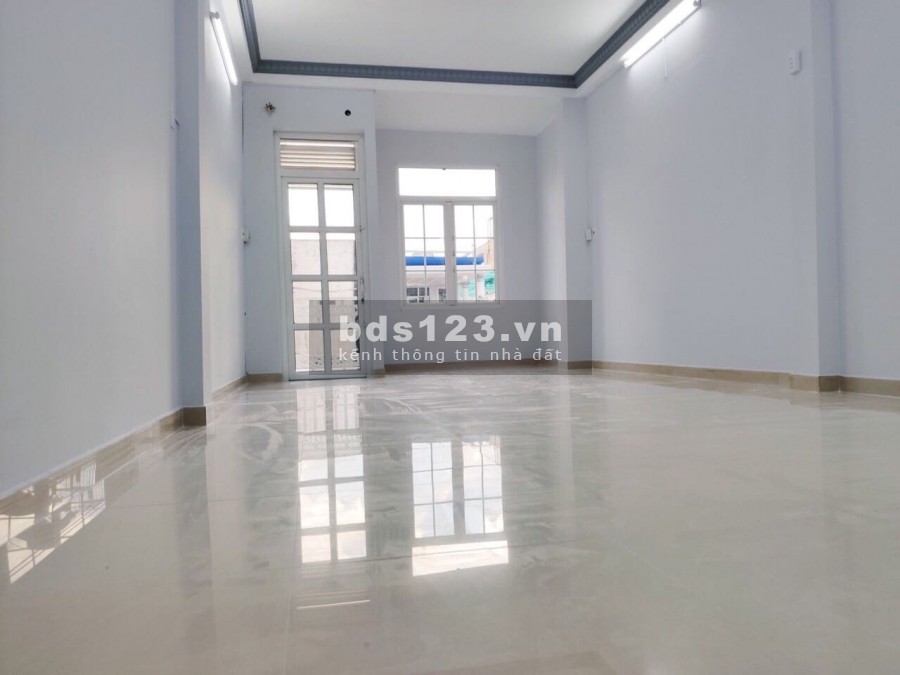 Bán nhà mặt tiền đường Đỗ Nhuận, Tân Phú, diện tích 5X9m2 giá rẻ