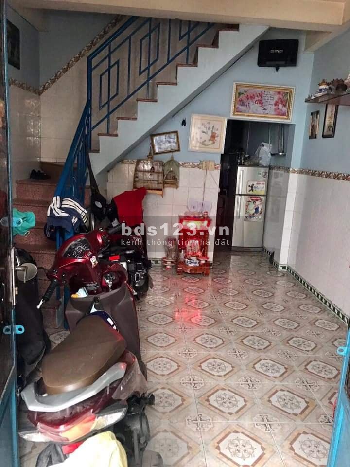 Cần Bán Gấp Nhà đường Lý Thường Kiệt, giá 4 Tỷ, HXH