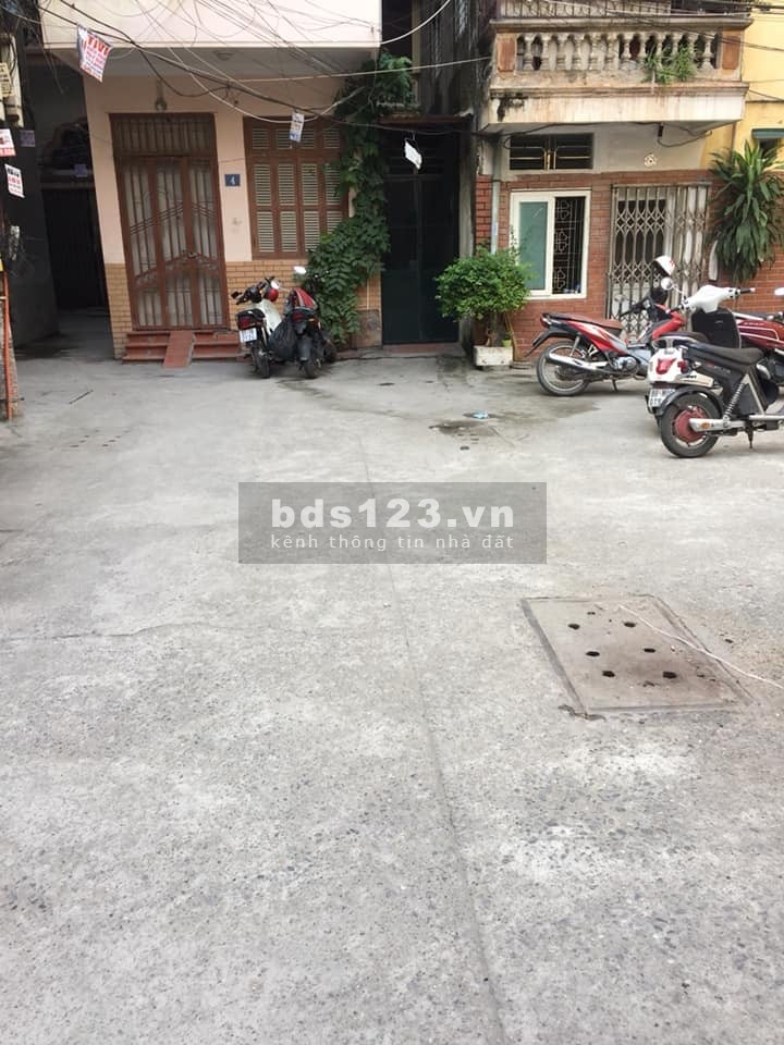 Gia đình cần bán căn nhà Nhỏ xinh Phố Vũ Thạnh, Đống Đa, Hà Nội.