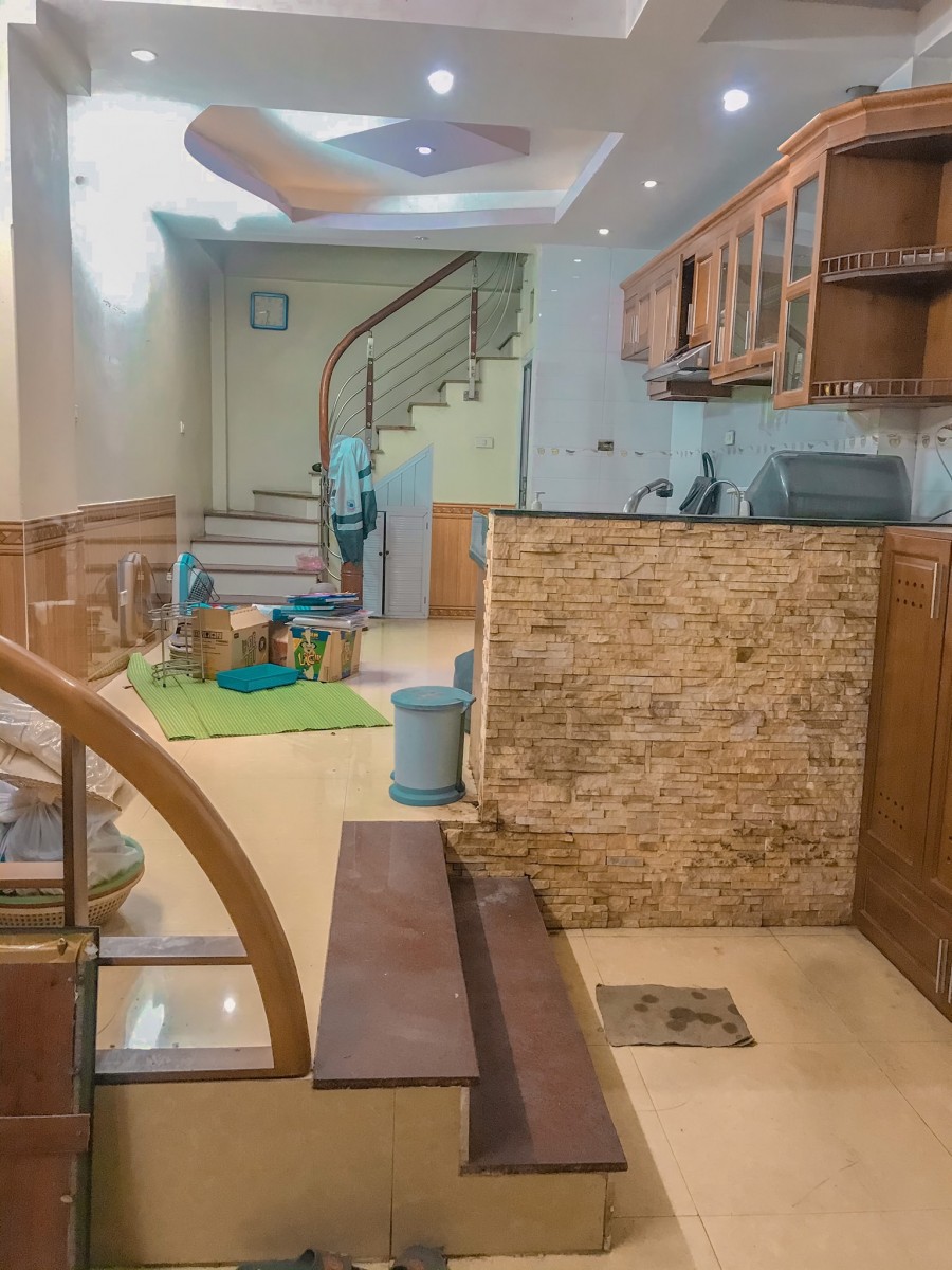 Nhỉnh 3 Tỷ Có Nhà 32m2 x 6 Tầng Đẹp Phố Hồ Tùng Mậu.