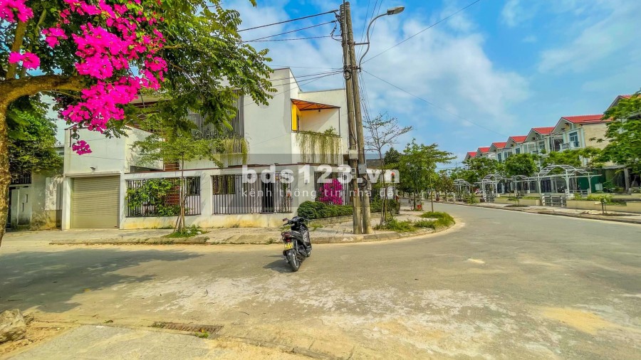ĐẤT KQH ĐÔNG NAM THỦY AN CẠNH DÃY BIỆT THỰ THÔNG NHIỀU ĐƯỜNG CHỈ 2.2X TỶ. LH 0702_788_074
