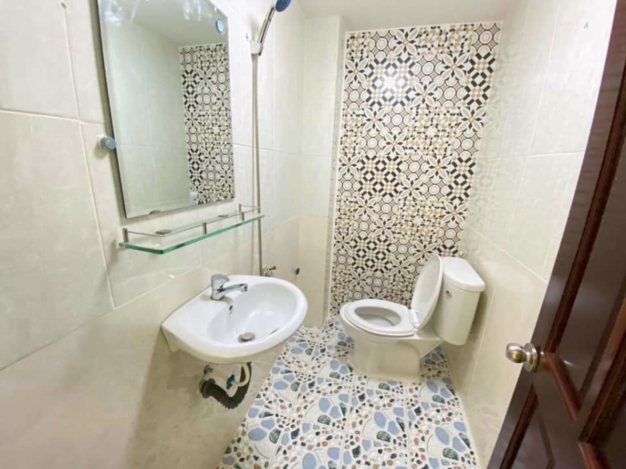 Bán gấp nhà hẻm Phan Văn Trị, ngang 8m - vua phân khúc Bình Thạnh, 80m2, 3 tầng.