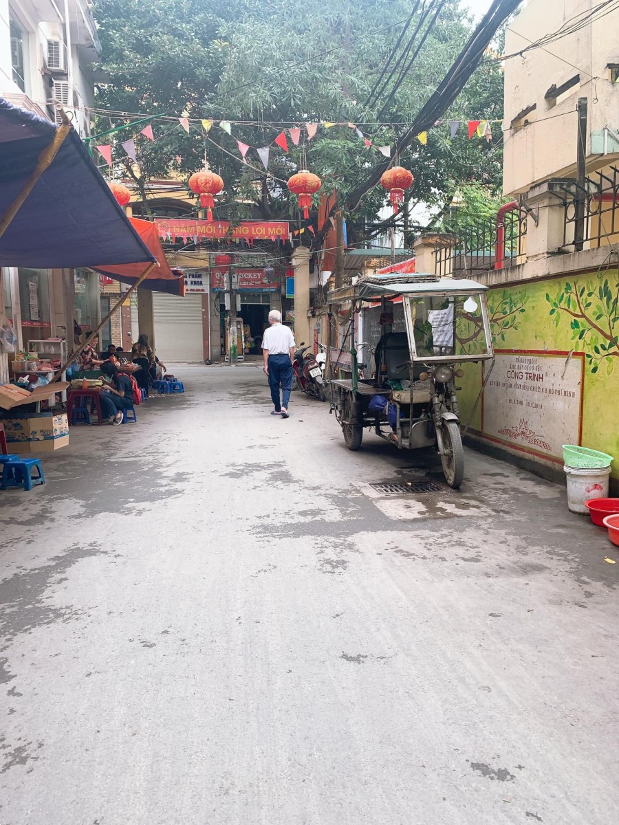 Bán Nhà 5 Tầng, Nhân Hòa, Thanh Xuân, MT 5,6m, Kinh Doanh, Gara ÔTô, . Chỉ 6,5 Tỷ.