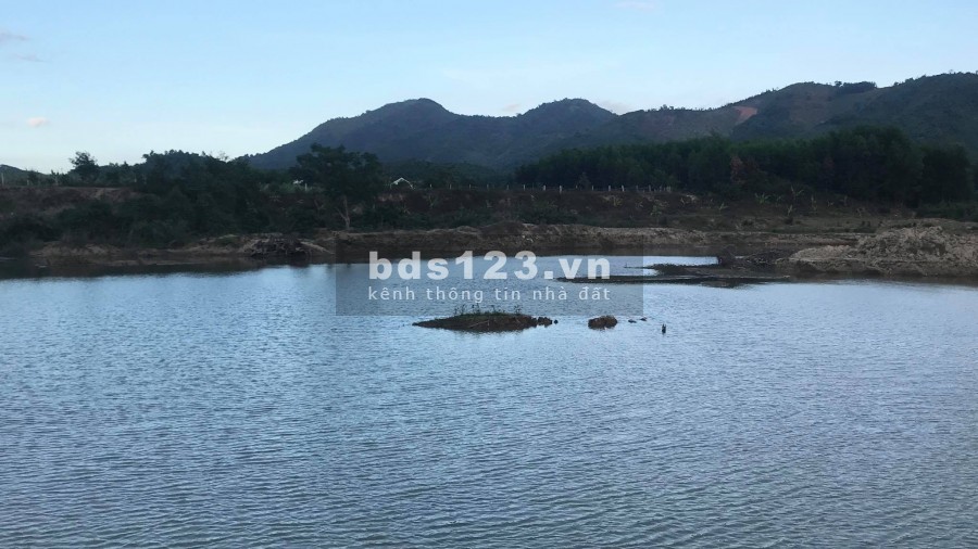 Đất giáp Suối có quy hoạch thổ cư cần bán 3ha gần trường Happy Village giá rẻ