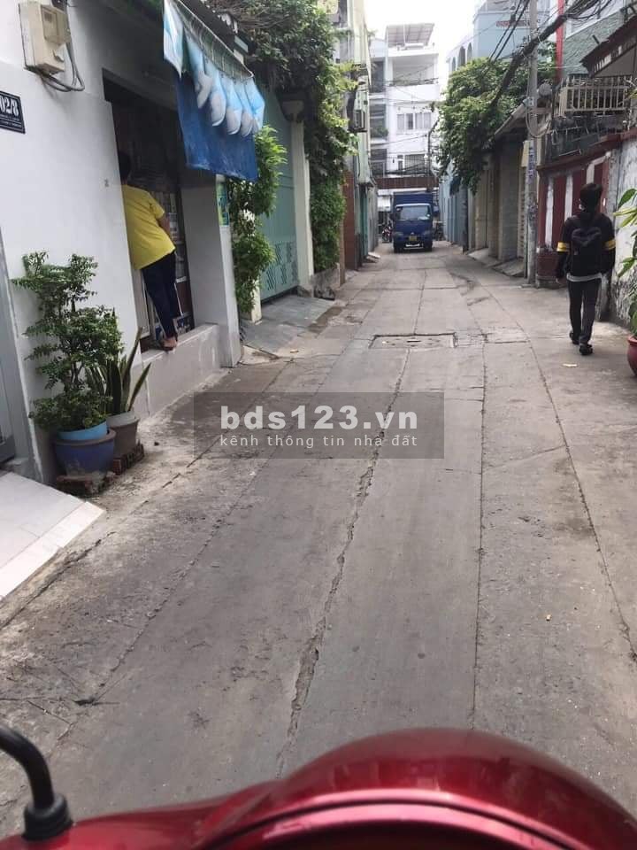Cần Bán Gấp Nhà đường Lý Thường Kiệt, giá 4 Tỷ, HXH