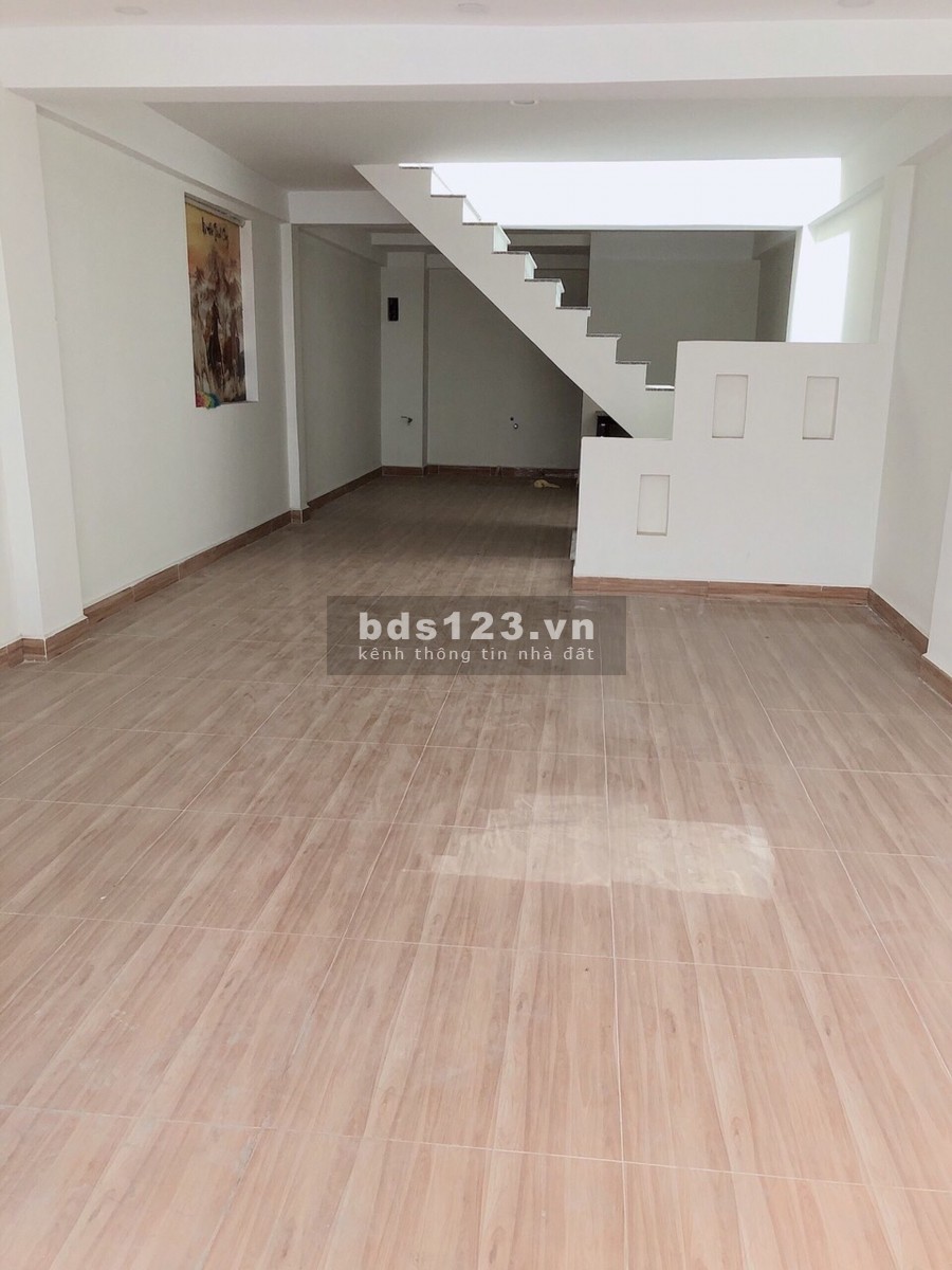 Cho thuê nhà MẶT TIỀN Nguyễn Trãi giá rẻ nhất thị trường
