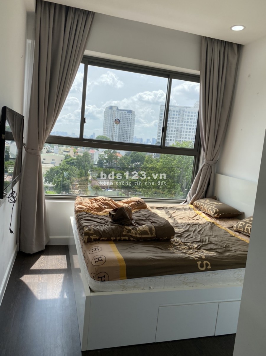 Cần bán gấp căn hộ Botanica Premier / căn góc 2PN /70m2 tầng trung view nhìn công viên /3.920 tỷ
