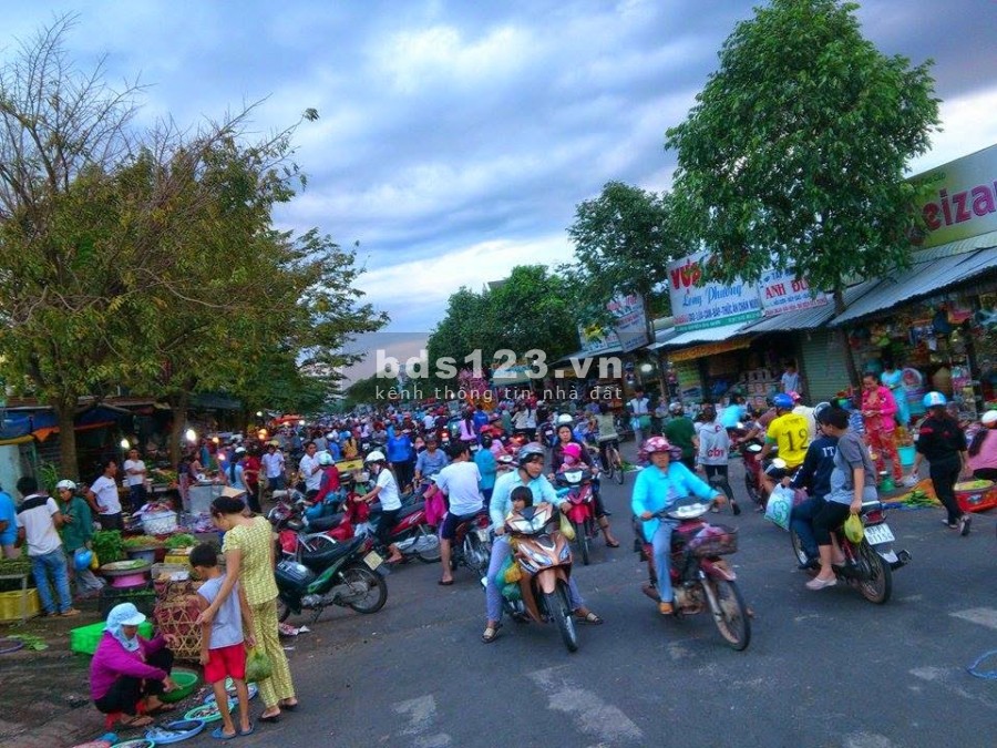 NGÂN HÀNG THANH LÝ ĐẤT VÀ NHÀ TRỌ DĨ AN , THUẬN AN, MỸ PHƯỚC 699TRIỆU/NỀN SH RIÊNG