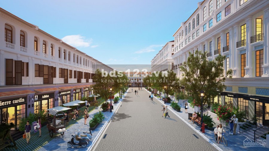 Bán đất mặt đường Nguyễn Văn Huyên - Thích hợp xây tòa nhà văn phòng , 290m2, 12m mặt tiền- LH: 0839844444
