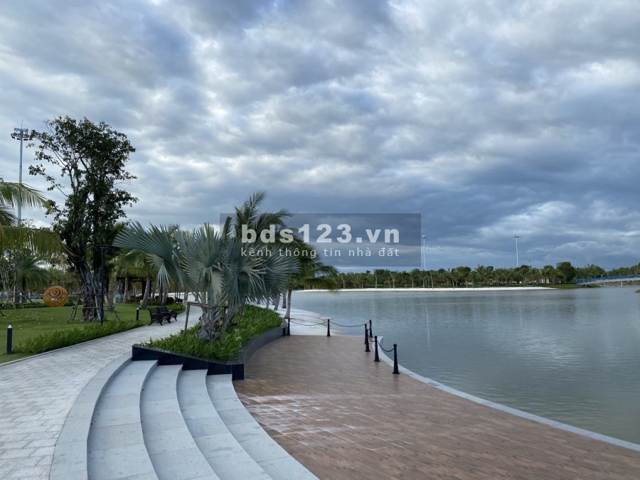 BÁN NHIỀU CĂN HỘ VINHOMES GRAND PARK .STUDIO 33M2