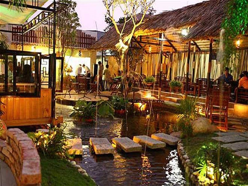 Cho thuê Mặt tiền O2 Trường Sơn, Quận 10 không gian thoáng 10x15m