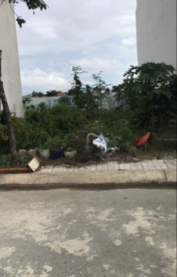 Bán đất ấp 4 xã Đa Phước huyện Bình Chánh DT 85M2 sổ hồng riêng chính chủ
