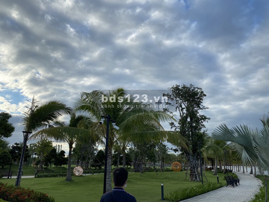 BÁN NHIỀU CĂN HỘ VINHOMES GRAND PARK .STUDIO 33M2