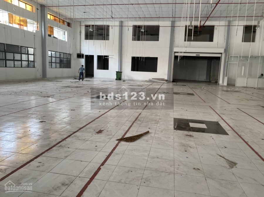 Cho thuê kho xưởng 4000m2 MT đường Gần DH Công Nghiệp 4 Q. Gò Vấp