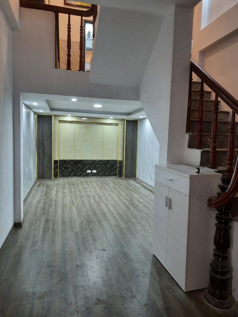 Bán nhà Mộ Lao, Hà Đông. Nhà mới Ngõ nông gần phố dt 28M giá 2.29 tỷ. LH: 0909133888