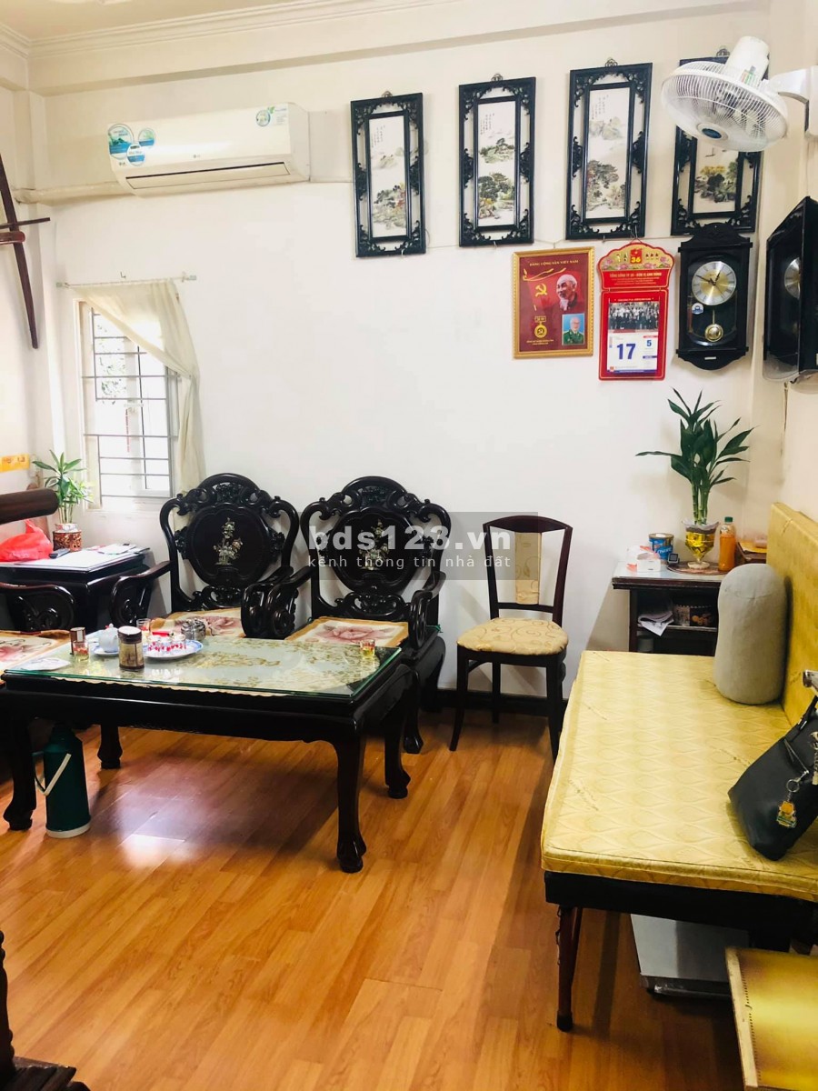 Bán Nhà Lê Trọng Tấn Thanh Xuân 2 Thoáng. 42m2 giá 5 tỷ.