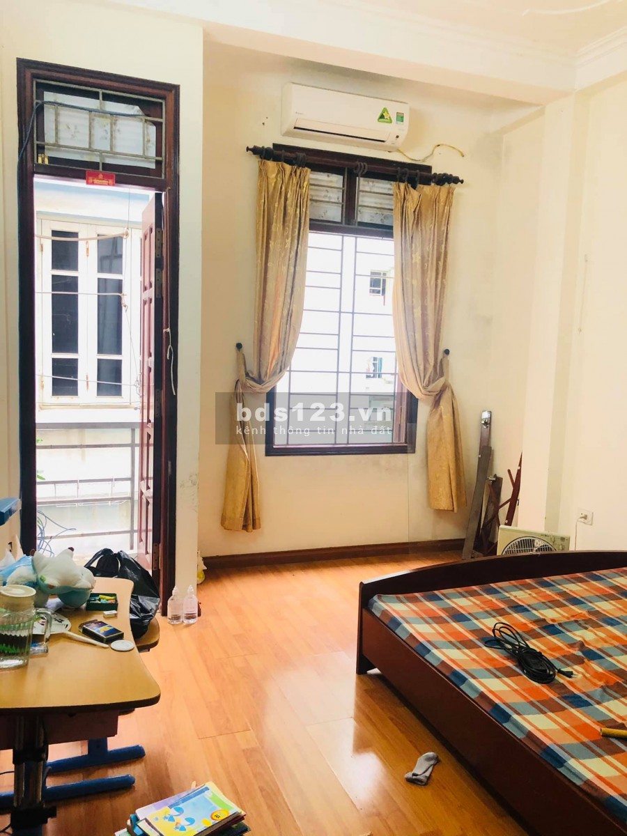 Bán Nhà Lê Trọng Tấn Thanh Xuân 2 Thoáng. 42m2 giá 5 tỷ.