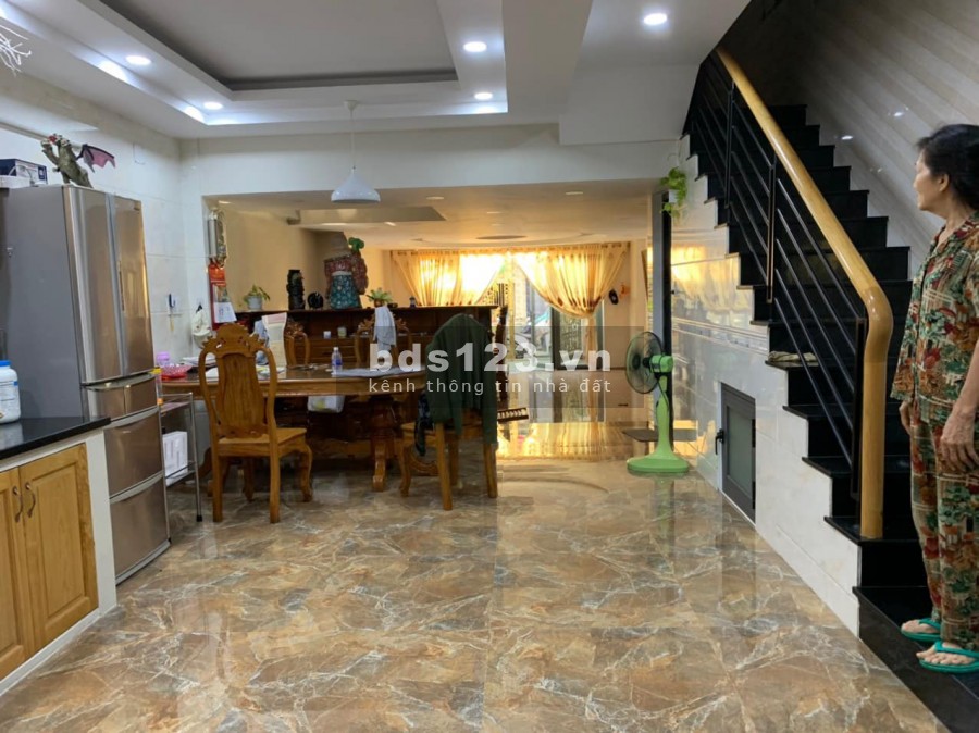 99m2 Nhà mặt tiền giá hẻm Bùi Thị Xuân Tân Bình, 4 Tầng. Kiến trúc sang trọng. Chỉ 12.5 tỷ