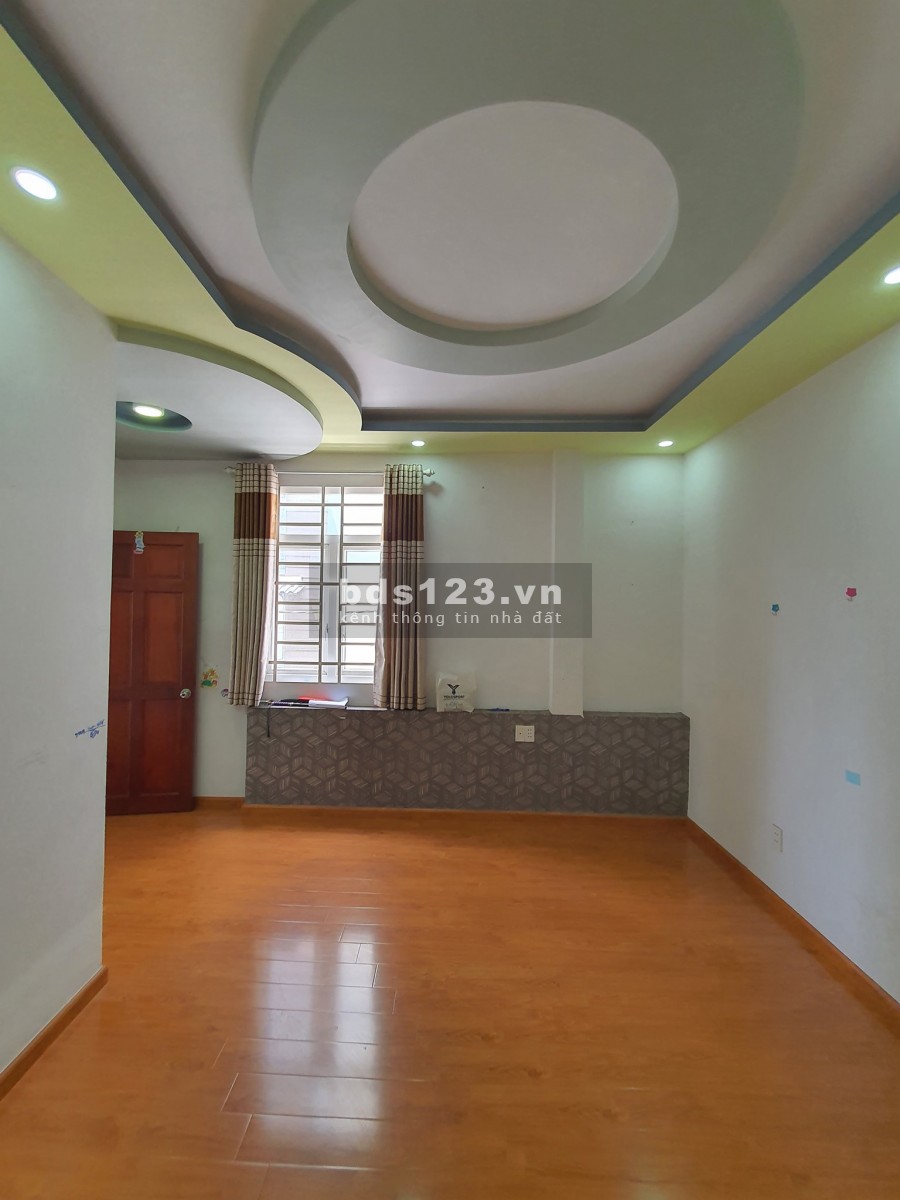 Chỉ nhỉnh 7 tỷ có ngay nhà 60 m2 4 tầng Cống Lở Tân Bình 912352858