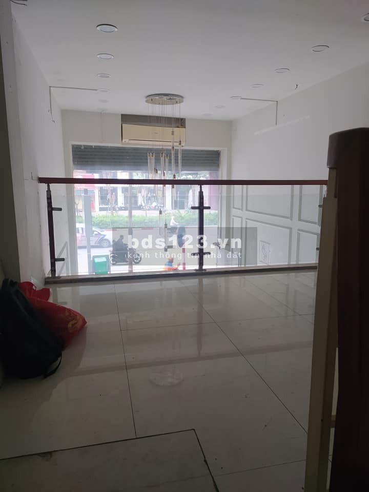 CẦN BÁN SIÊU PHẨM XÃ ĐÀN PHỐ KINH DOANH SẦM UẤT GIÁ 13.6 TỶ