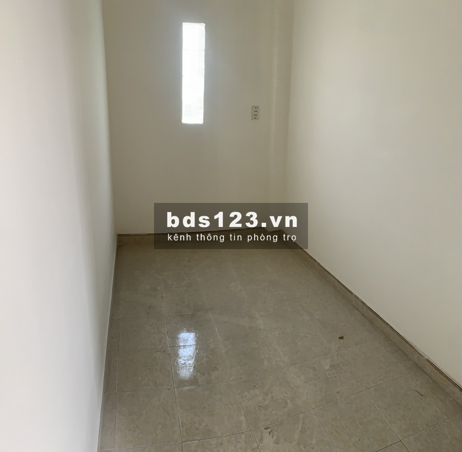 2 PHÒNG NGỦ sẵn máy lạnh. Liên hệ xem phòng: 0937396603 (Thiên)