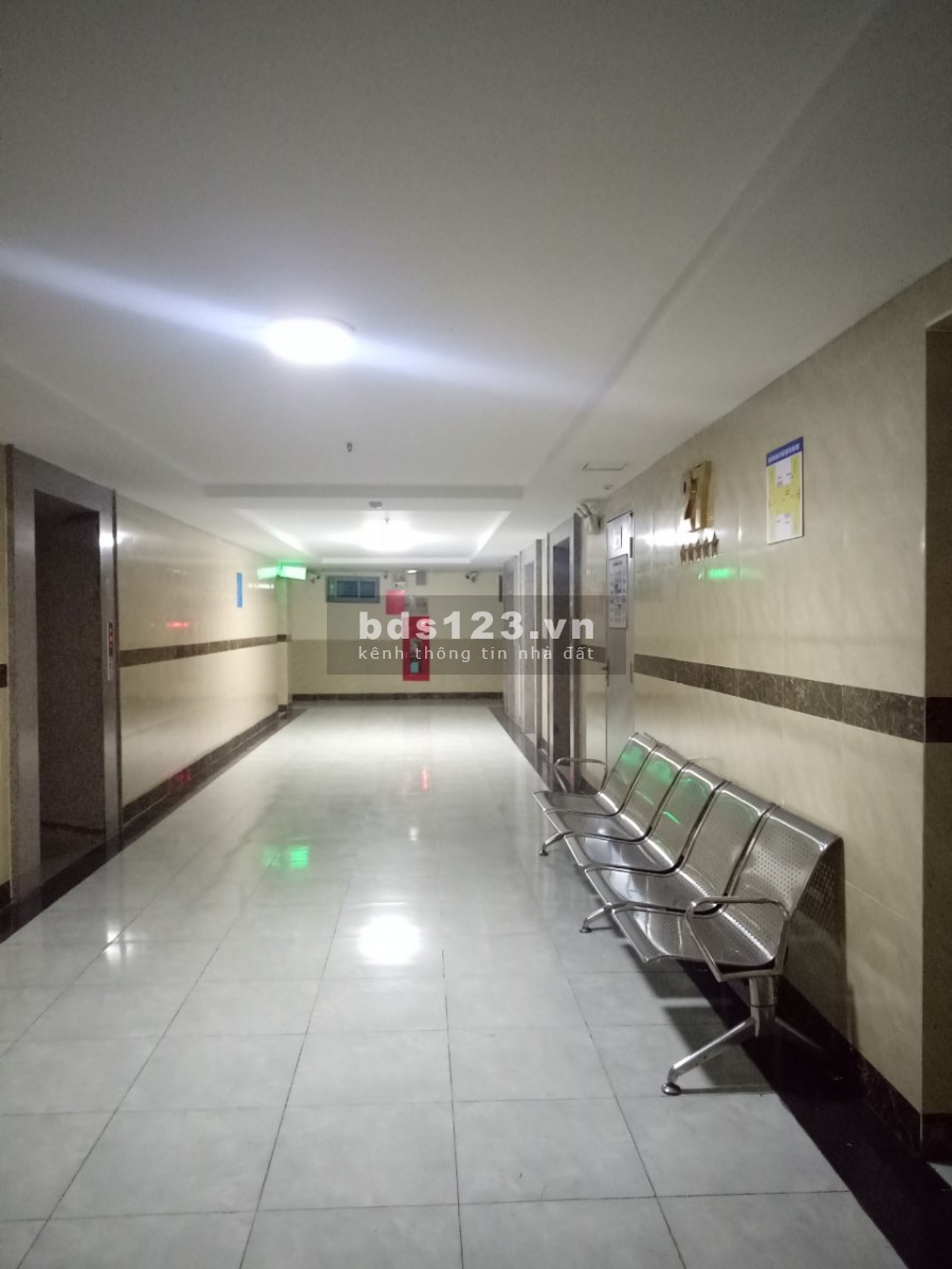 Chính chủ cần bán căn hộ 2PN,1PK,2WC ở HH Linh Đàm