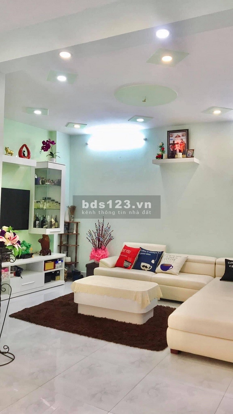 Giá tốt nhà 2 lầu Nguyễn Thượng Hiền P5, Bình Thạnh, 932922879