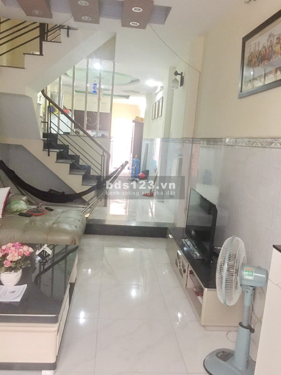 Bán nhà mới 2 lầu 61m2 gần mặt tiền đường Nguyễn Duy Phường 9 Quận 8
