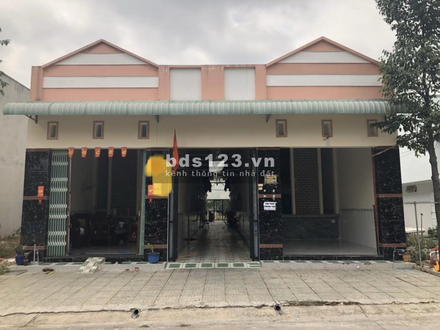 Bán Gấp 2 dãy Nhà Trọ 16 phòng + 2kiot, Mới xây, Đang thuê kín phòng, 25 triệu/tháng, Chính chủ