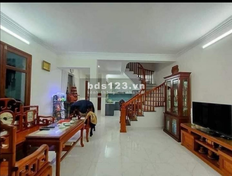 CHỦ NGỘP muốn bán nhà TÂN BÌNH Ô TÔ VÀO NHÀ 4 TẦNG CHỈ HƠN 5 TỶ
