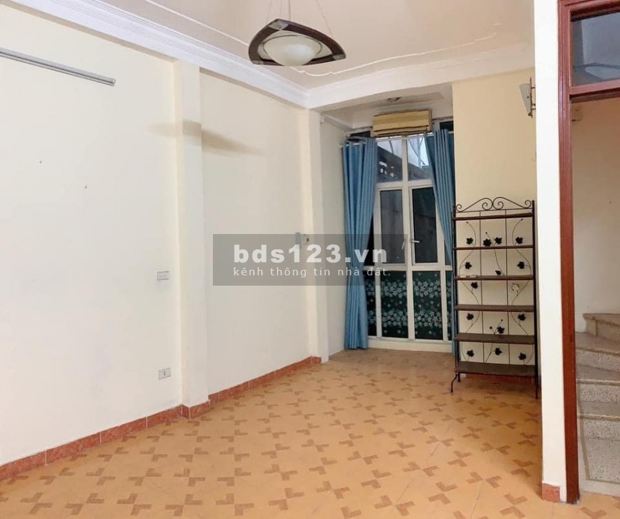Bán nhà 30m x 5 tầng 2 tỷ 85 Trung tâm Đống Đa, Nhà đẹp gia đình ở luôn