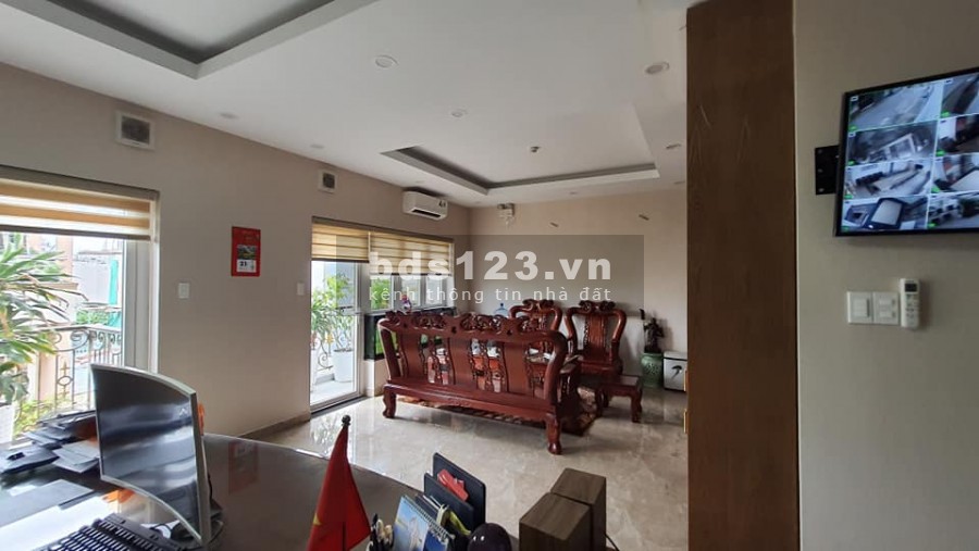 Bán Gấp Nhà MT Trần Quốc Tuấn 1 Gò Vấp Dt 200m2 ngang 8m lh:9827984O9.