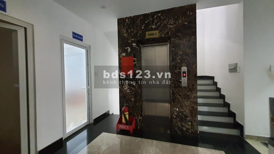 Bán Gấp Nhà MT Trần Quốc Tuấn 1 Gò Vấp Dt 200m2 ngang 8m lh:9827984O9.