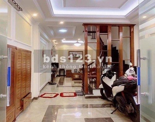 CẦN BÁN NHÀ ĐƯỜNG KIM GIANG Ô TÔ, KD, NHÀ ĐẸP, 40m2x5T, GIÁ 3.65 TỶ