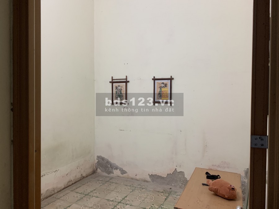 Bán nhà phố Đại La 54m2 mặt tiền 4m cửa Tây Nam giá 4.5 tỷ. Lh 0377983070